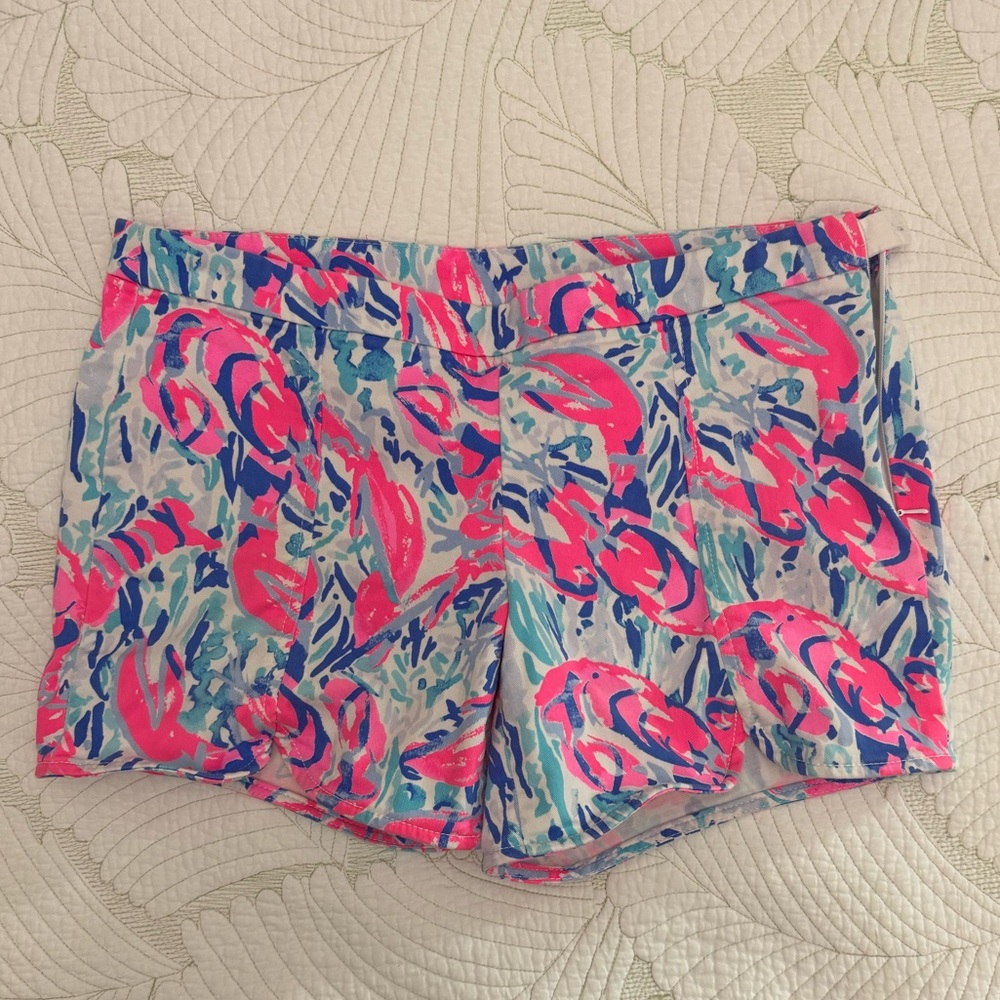 Lilly Pulitzer Hazelle Stretch Shorts- Cosmic Coral Cracked Lobster Roll Size 2